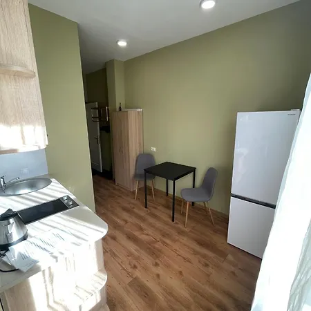 Smart & Quiet Center Apartment, Self Check-in, Tv & Wifi Apartmán Riga