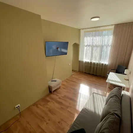 Smart & Quiet Center Apartment, Self Check-in, Tv & Wifi Riga
